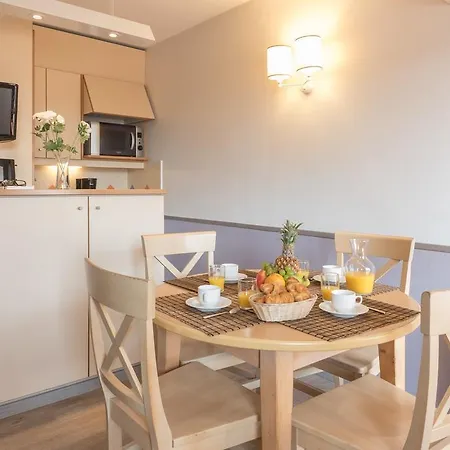 Résidence Promenade Des Bains - Maeva Apartamento *