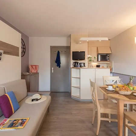 Promenade Des Bains - Maeva Saint-Raphaël